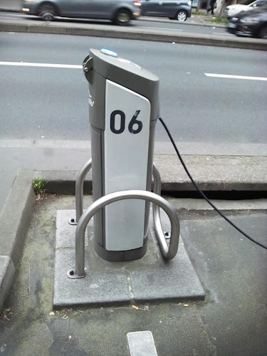 Borne de recharge de véhicules électriques Autolib' Boulogne-Billancourt