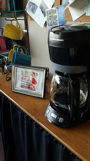 Tanning Salon «Indulge Salon & Tanning», reviews and photos, 1713 Commerce Dr, North Mankato, MN 56003, USA