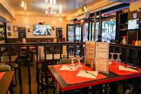 Atmosphère du Restaurant Brasserie Le Moncey à Paris - n°9