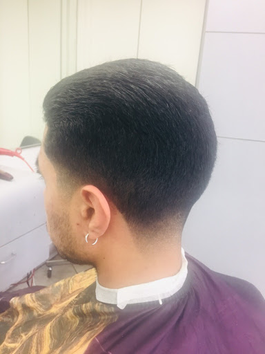 Barber Shop «High Cut Barber Shop & Supply», reviews and photos, 725 S Glendale Ave, Glendale, CA 91205, USA