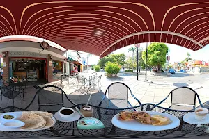 Café Chichón Marimba image