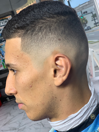 Barber Shop «Hair Junkies Hair Studio», reviews and photos, 224 E Silver Springs Blvd, Ocala, FL 34470, USA