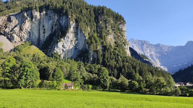 Zeltplatz und Wohnmobilstellplatz Unterschächen - Campingplatz