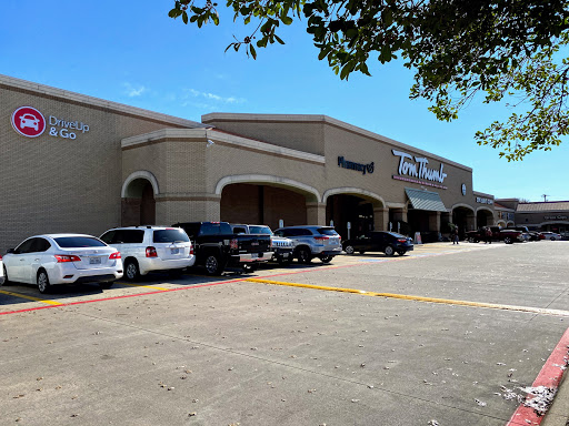 Grocery Store «Tom Thumb», reviews and photos, 4112 N Josey Ln, Carrollton, TX 75007, USA