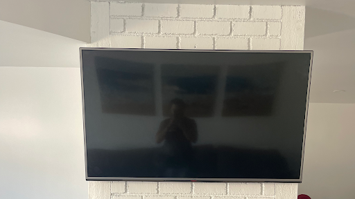 Lucky Tv mounting