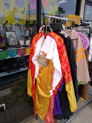 Thrift Store «Childrens Hospital Thrift Shop», reviews and photos, 3301 Burbank Blvd, Burbank, CA 91505, USA
