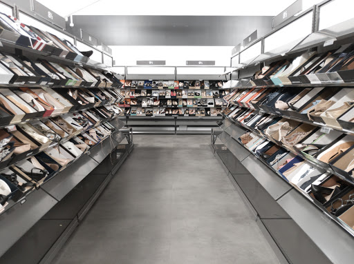 Department Store «Saks OFF 5TH», reviews and photos, 1675 Rockville Pike, Rockville, MD 20852, USA