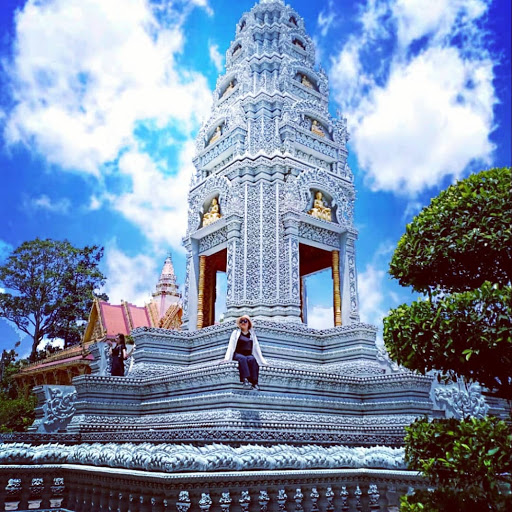 Nhà Nghỉ Tre Vàng