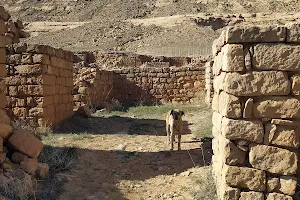 Achir (ruines médiévales) أول عاصمة للدولة الزيريية image