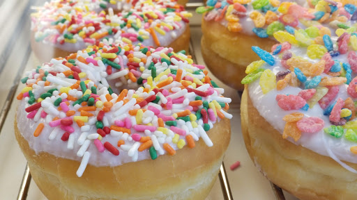 Donut Shop «Fresh & Best Donuts», reviews and photos, 5214 Bellaire Blvd, Bellaire, TX 77401, USA