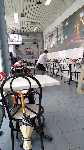 Pastelaria Valente no Amadora, Lisboa