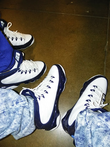 Shoe Store «Shoe Palace», reviews and photos, 2901 S Capital of Texas Hwy, Austin, TX 78746, USA