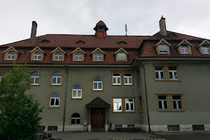 Schulhaus Loog