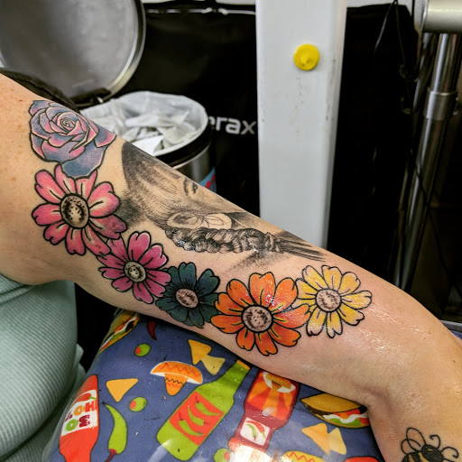 Explore halo reach tattoo ideas, creative tattoo ideas in Redding, available at Caddy Daddys