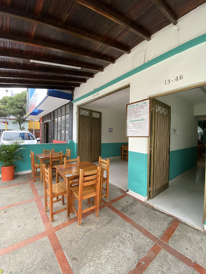 Restaurante Doña Mary - Cra. 27 #13-48, Bucaramanga, Santander, Colombia