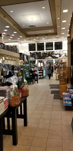 Book Store «Barnes & Noble», reviews and photos, 4550 University Ave, West Des Moines, IA 50266, USA