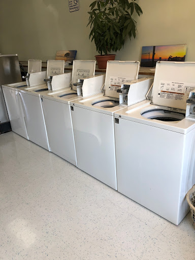 Laundromat «Soapee Sudz Laundry», reviews and photos, 501 E Moorestown Rd, Wind Gap, PA 18091, USA