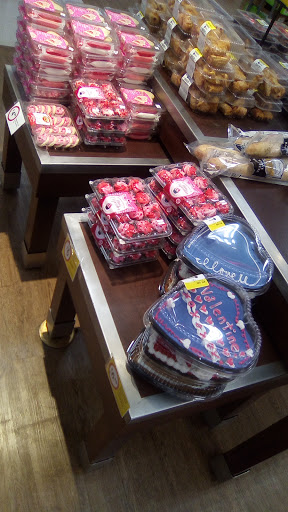 Grocery Store «Winn-Dixie», reviews and photos, 1835 FL-44, New Smyrna Beach, FL 32168, USA