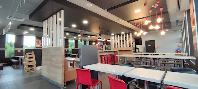 KFC Laval à Laval
