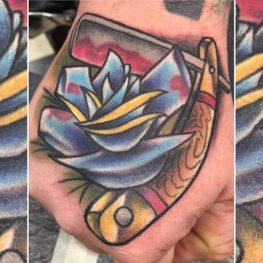 Explore collarbone tattoo ideas, creative tattoo ideas in Augusta, available at Mr. Tattoo