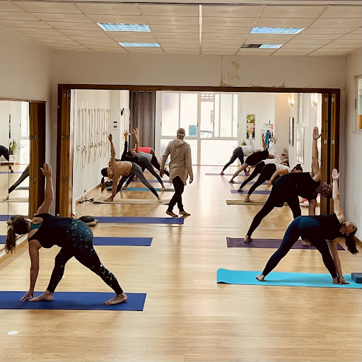 Hanuman Yoga School • Yoga Castellón