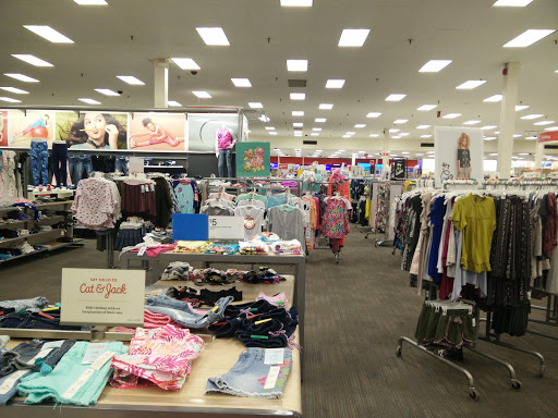 Department Store «Target», reviews and photos, 12275 St Charles Rock Rd, Bridgeton, MO 63044, USA