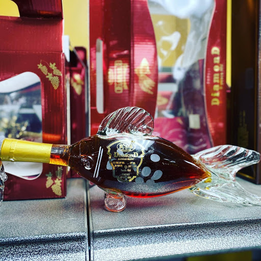 Liquor Store «One Stop Liquor Store», reviews and photos, 238 N Main St, Manchester, CT 06042, USA