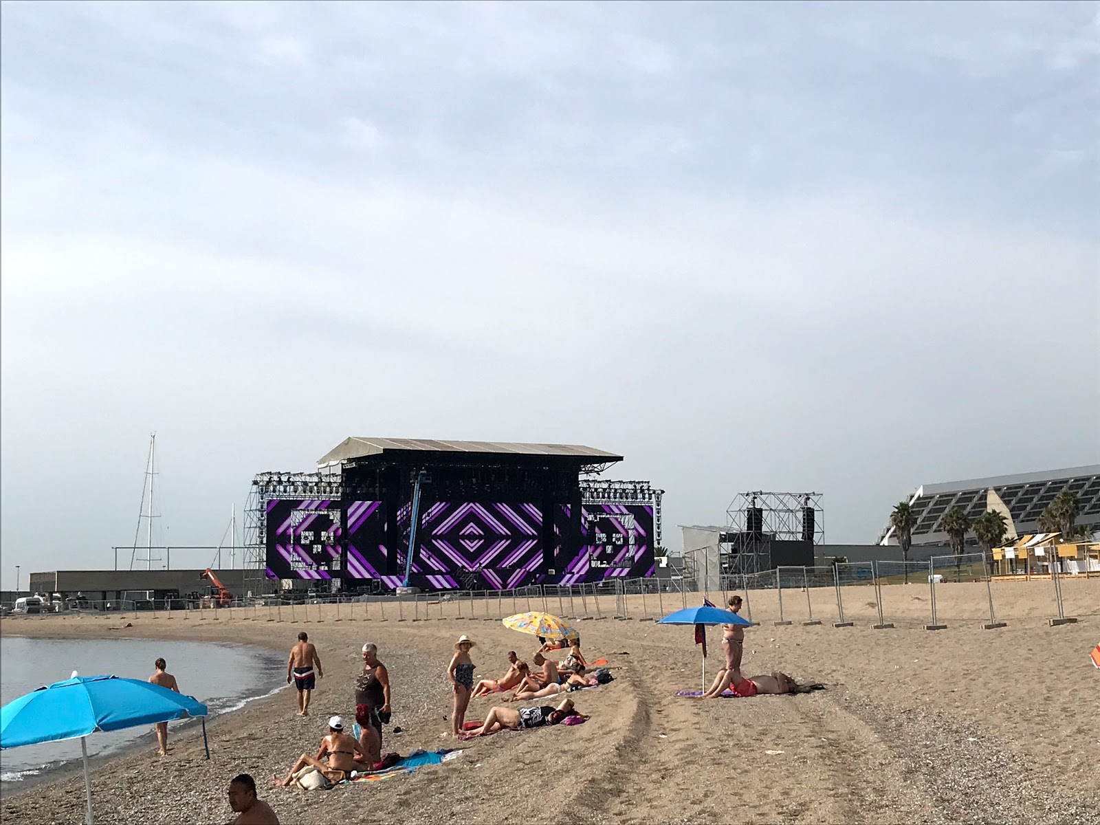 Photo de Platja del Forum - endroit populaire parmi les connaisseurs de la détente