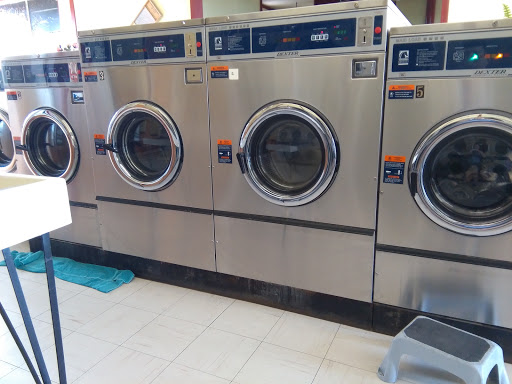 Laundromat «Washboard», reviews and photos, 225 Clark Ave, Yuba City, CA 95991, USA