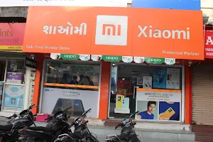 TALK TIME MOBILE STORE (Anand) image