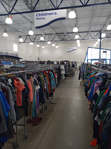 Thrift Store «Goodwill Ocala Superstore Adjacent to Paddock Mall», reviews and photos, 2830 SW 27th Ave, Ocala, FL 34471, USA