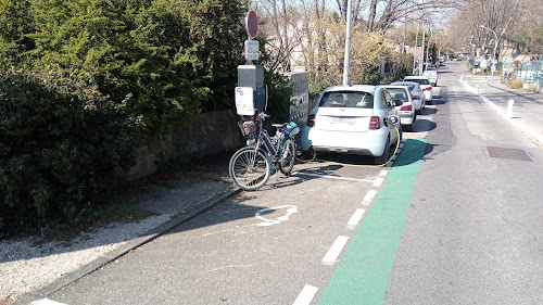 Borne de recharge de véhicules électriques Electric 55 Station de recharge Avignon