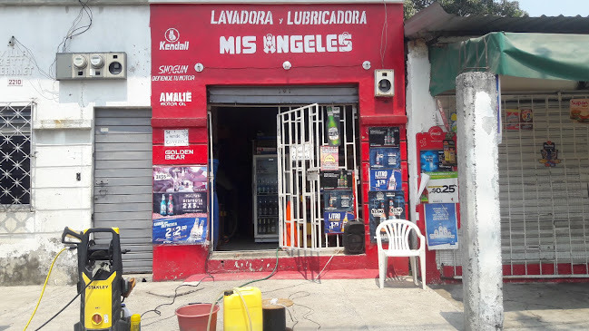 Opiniones de Lavadora y lubricadora Mis Angeles en Guayaquil - Servicio de lavado de coches