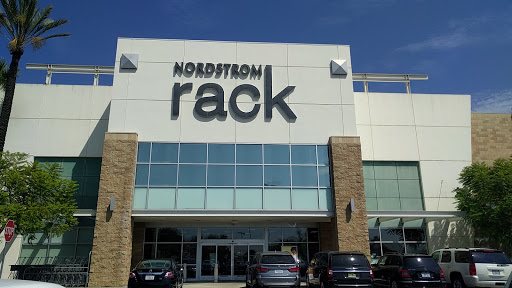 Department Store «Nordstrom Rack», reviews and photos, 3363 E Foothill Blvd, Pasadena, CA 91107, USA