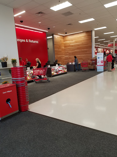 Department Store «Target», reviews and photos, 300 Clydesdale Trail, Medina, MN 55340, USA