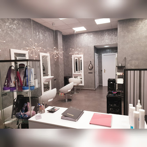 Peluquería Lylo's en Fuenlabrada, Madrid