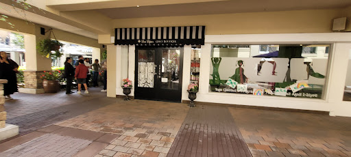 Shopping Mall «Flower Hill Promenade», reviews and photos, 2720 Via De La Valle, Del Mar, CA 92014, USA