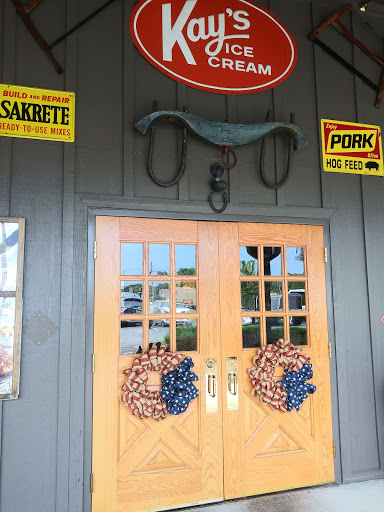 American Restaurant «Cracker Barrel Old Country Store», reviews and photos, 7995 Senoia Rd, Fairburn, GA 30213, USA