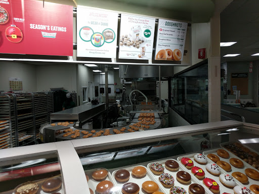 Bakery «Krispy Kreme Doughnuts», reviews and photos, 2146 Leghorn St, Mountain View, CA 94043, USA