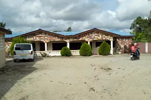 Gyedzi Lodge image