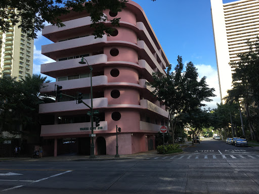 Waikiki Cove