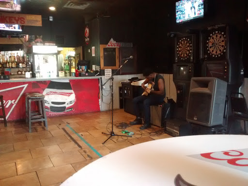 Bar & Grill «Uncle Monkeys», reviews and photos, 1720 W Southern Ave C5, Mesa, AZ 85202, USA