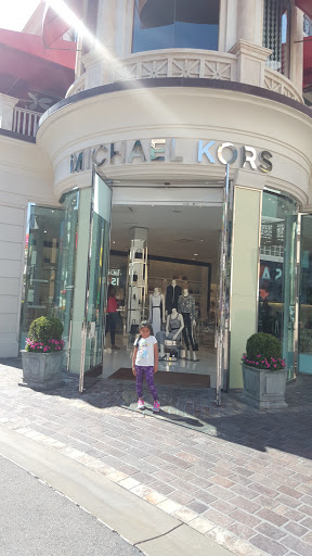 Shopping Mall «The Grove», reviews and photos, 189 The Grove Dr, Los Angeles, CA 90036, USA