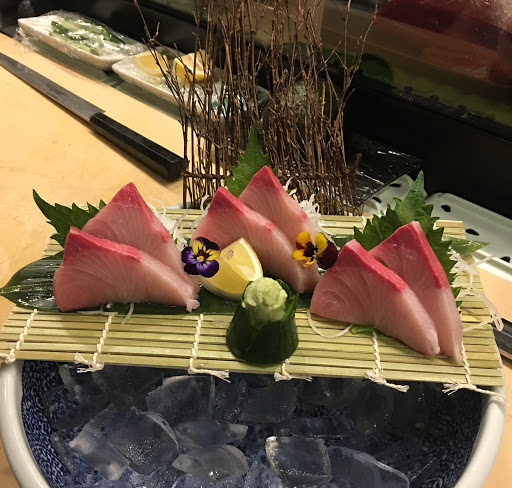 LA LA Sushi image