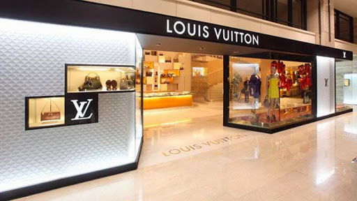 LOUIS VUITTON Shinsegae Gangnam Store