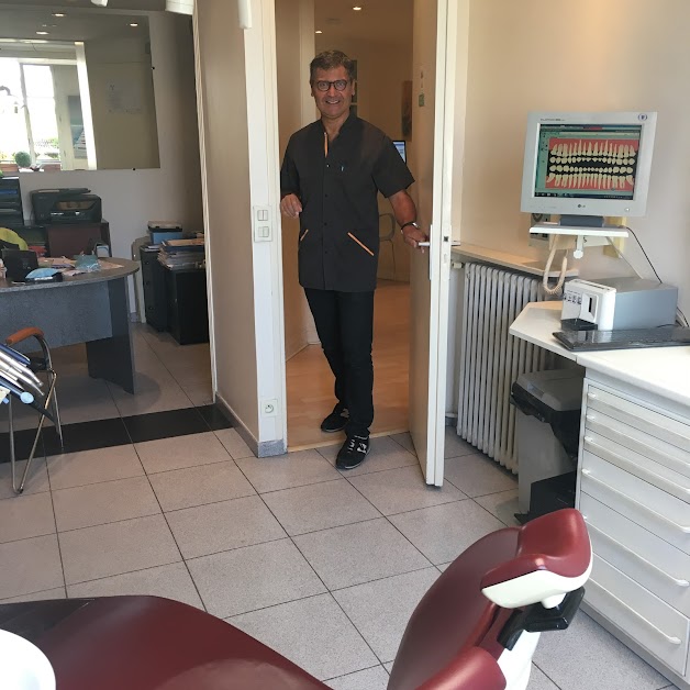 Dr Olivier Scemama - Dentiste Boulogne Billancourt à Boulogne-Billancourt