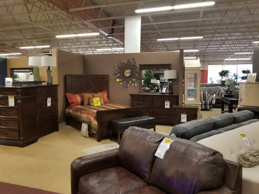 Furniture Store «JR Furniture Hillsboro», reviews and photos, 6101 SE Tualatin Valley Hwy, Hillsboro, OR 97123, USA