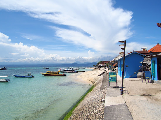 Jungutbatu Beach
