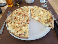 Pizza du Pizzeria ENTRE-NOUS PIZZA AMBON - n°17