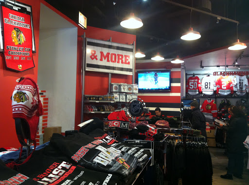 Sportswear Store «Blackhawks Store», reviews and photos, 333 N Michigan Ave, Chicago, IL 60601, USA